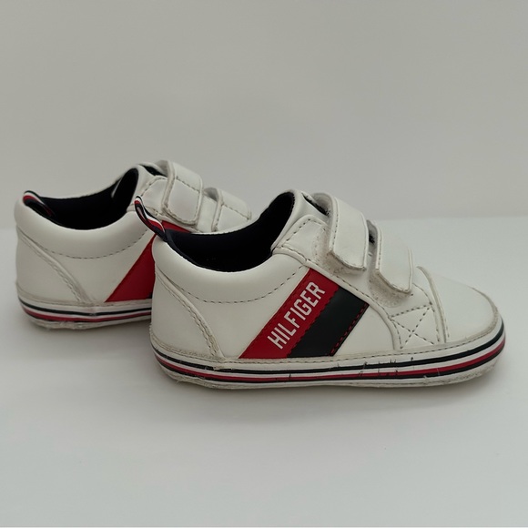 TOMMY HILFIGER BABIES SIGNATURE STRIPE SNEAKER SIZE 3 - Picture 5 of 8